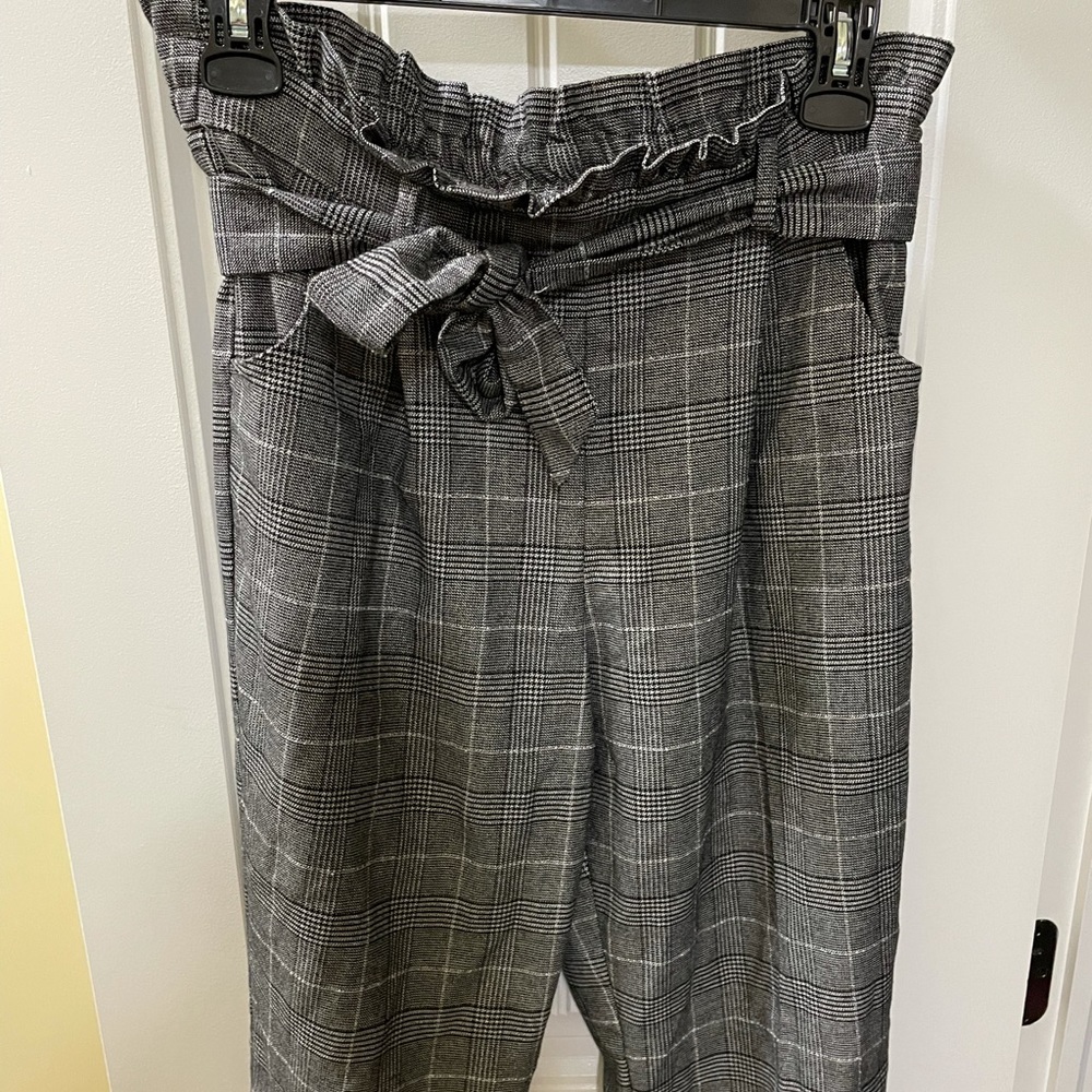 Paper bag pants - Picture 3 of 5